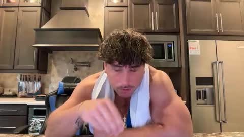 hungkingg22 online show from May 16, 2:48 pm