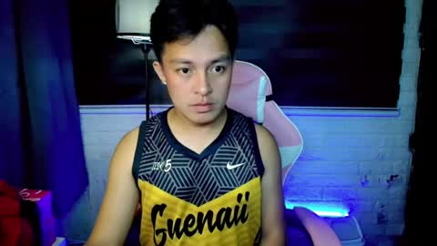 hunk_danny online show from July 28, 6:07 pm