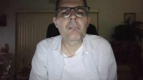hunkmasclefad458 online show from August 2, 3:05 am