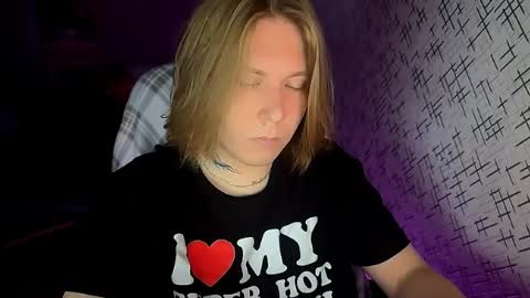 hurtqqq online show from May 20, 5:52 pm