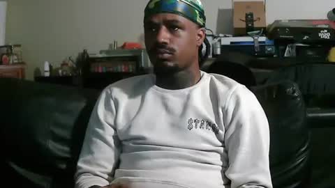 iamjohnny4u online show from June 12, 8:06 pm