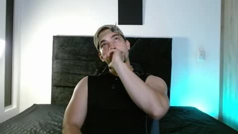 Ian Davis online show from May 29, 1:15 am