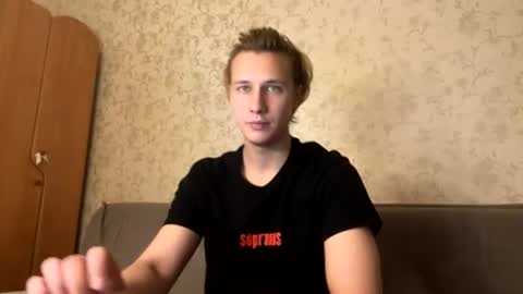ian_mcflurry online show from July 20, 5:59 pm