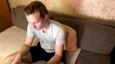 ian_mcflurry online show from July 23, 4:48 pm