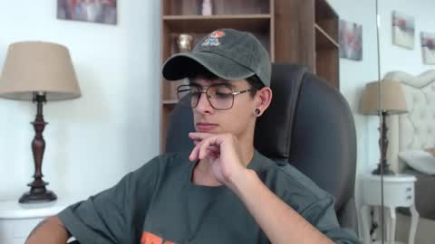 ibratxandy online show from May 4, 7:04 pm