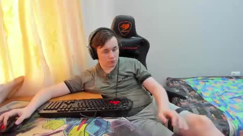 iliaskris online show from July 24, 2:09 am