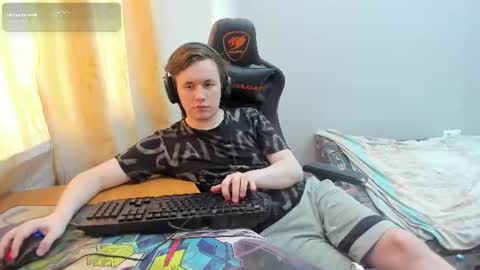 iliaskris online show from July 28, 2:13 pm