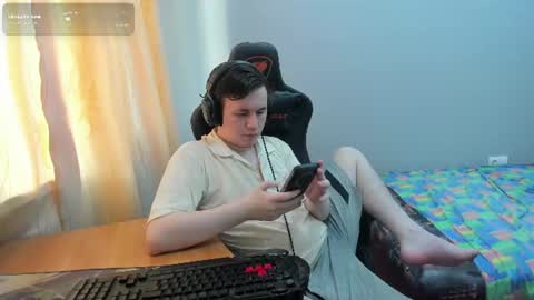 iliaskris online show from July 27, 3:46 am