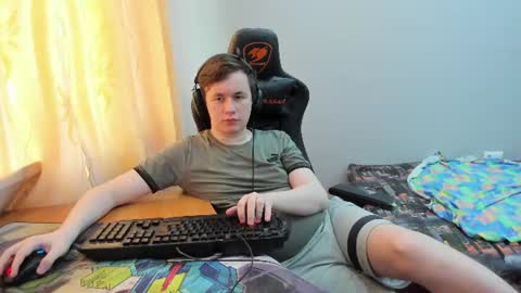 iliaskris online show from July 19, 11:05 am