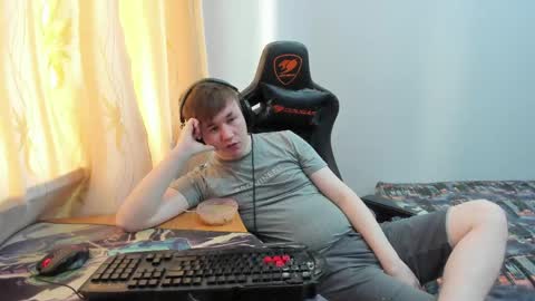 iliaskris online show from May 15, 2:42 am