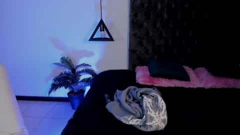 RALF online show from May 15, 4:53 am