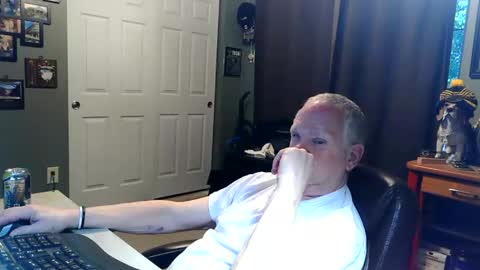 Papa online show from May 8, 12:22 am