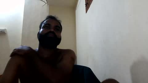 indianhairyguy23 online show from July 7, 7:23 am