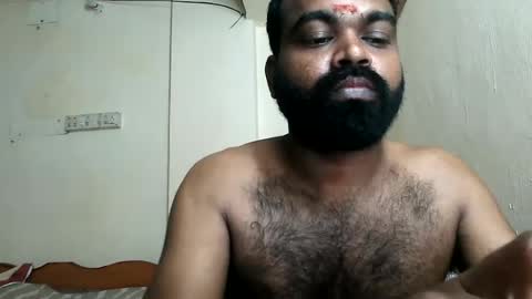 indianhairyguy23 online show from July 14, 1:50 pm