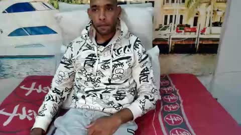indianmagicmike69 online show from June 13, 6:06 pm