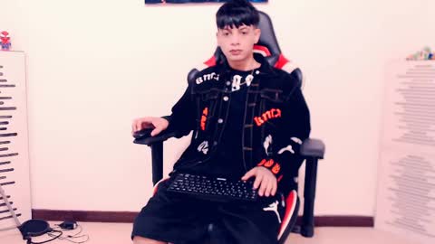 matias online show from May 16, 3:21 pm