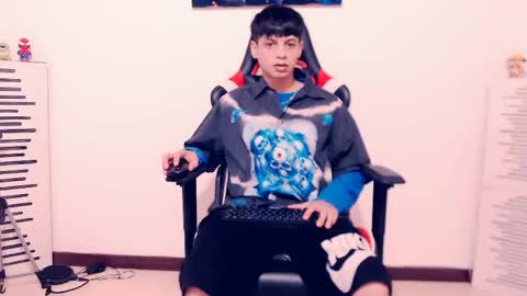 matias online show from May 8, 2:01 am