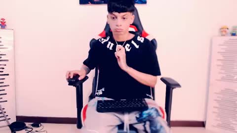 matias online show from May 9, 6:20 pm