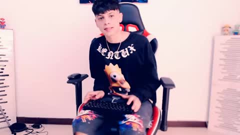 matias online show from May 11, 4:04 pm
