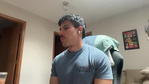 Lucas online show from May 12, 6:38 pm
