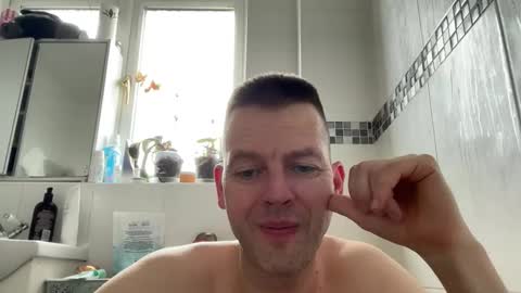 InterestedHun online show from May 16, 2:48 pm