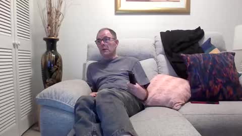 inthemood63 online show from May 5, 9:26 pm