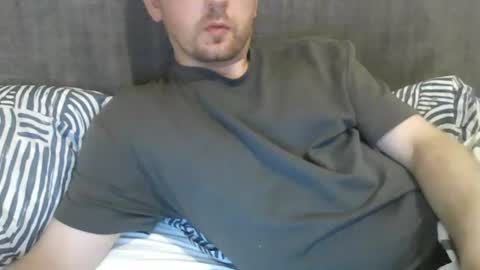 irishhighness95 online show from July 19, 9:54 pm