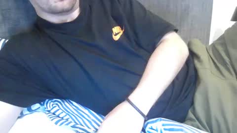 irishhighness95 online show from July 18, 2:29 am