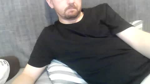 irishhighness95 online show from August 4, 10:32 am