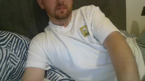 irishhighness95 online show from July 24, 7:43 pm