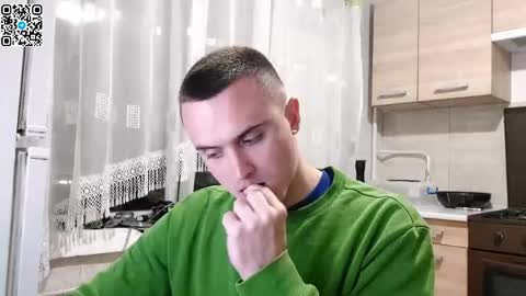 Anton online show from April 29, 7:09 pm