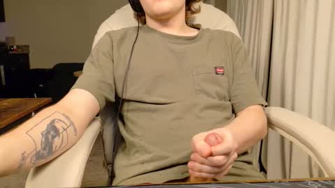 isaac online show from May 11, 10:39 am