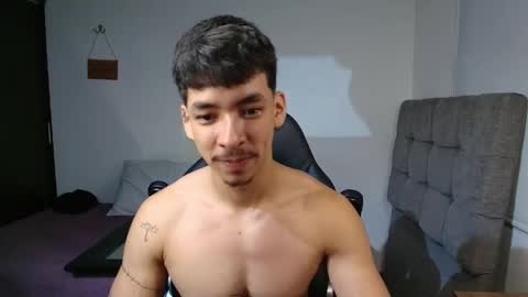 muscle isaac online show from May 12, 12:52 am