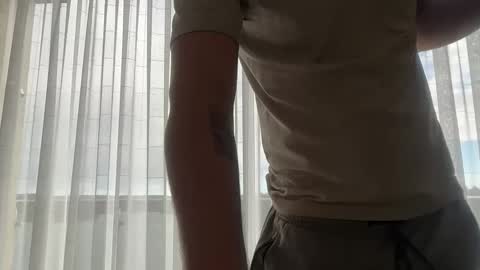 isaacgrangerrr online show from May 21, 5:14 am