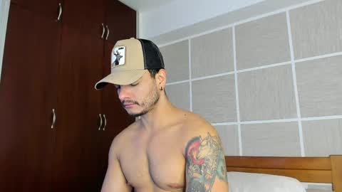 Isaac Surez online show from May 15, 1:41 pm