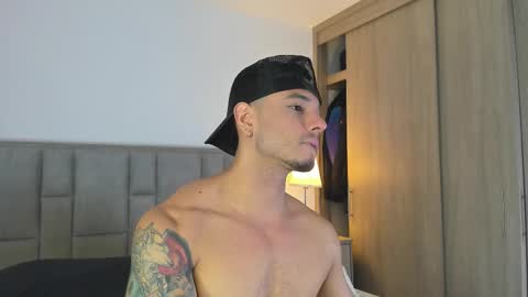 Isaac Surez online show from February 9, 5:28 pm