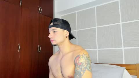 Isaac Surez online show from May 26, 12:34 pm