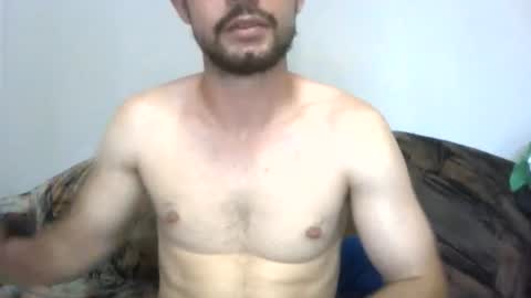 islaysince97 online show from August 1, 6:56 am