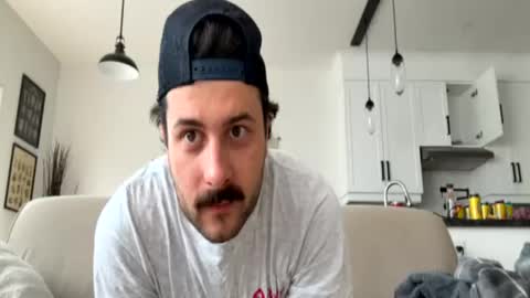 italianladd online show from July 28, 12:59 pm