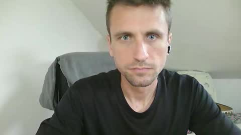italiano116116 online show from May 4, 9:33 am