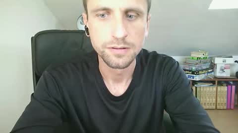 italiano116116 online show from May 7, 9:20 am
