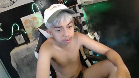 Kyle online show from May 21, 2:29 am