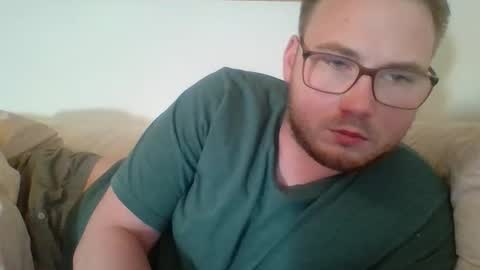 iwantfucknow online show from May 17, 5:15 am
