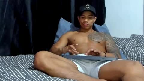 i am juan musiry independent model  online show from May 22, 9:58 am