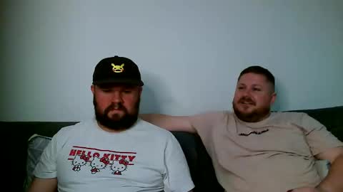 ja_couple online show from May 28, 8:07 pm