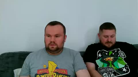 ja_couple online show from May 31, 5:56 pm