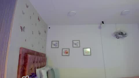Jackk Russell  online show from May 5, 3:08 am