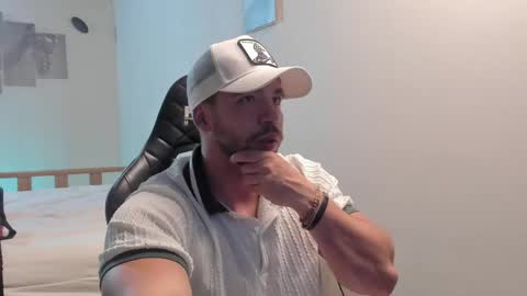 Jckson Stifler online show from April 29, 4:33 pm