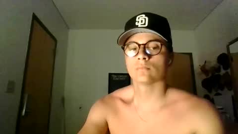 ImZacharyTyler online show from June 3, 1:40 am