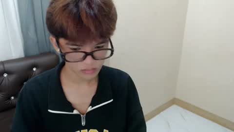 jacob_cuttieguy online show from June 13, 6:50 pm